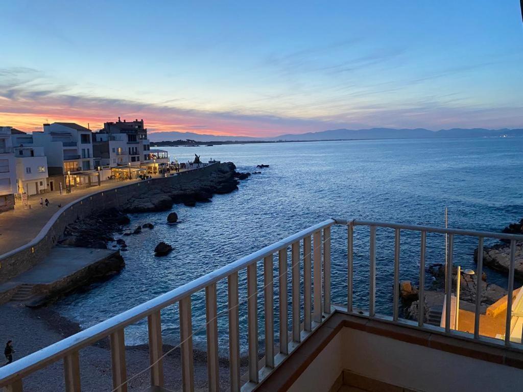 Port De'N Perris Apartman L' Escala Kültér fotó